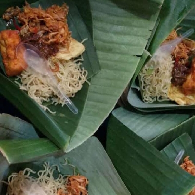 Nasi Bungkus Daun Pisang Nasi Campur