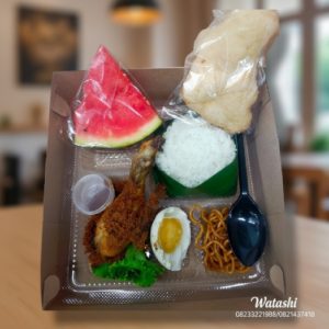 Nasi Kotak Ayam + SEMANGKA