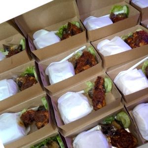 Nasi Lalapan Ayam Bakar Lunchbox