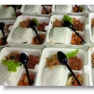 Nasi Ayam Suwir Bumbu Pedes