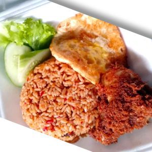 Nasi Goreng Kremes Spesial dari Watashi Catering!