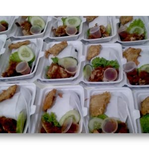 Nasi Ayam Mix Tempe Rabuk